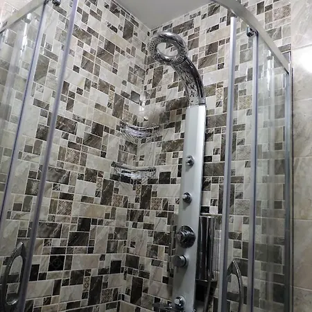 вип *